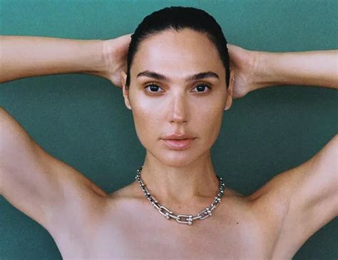 gal gadot naked pics|Gal Gadot nude pictures, onlyfans leaks, playboy photos, sex。